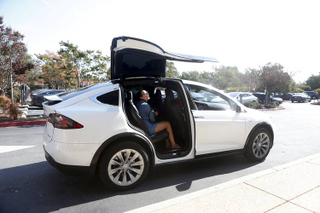 Illustration for article titled I spotted my first Model X yesterday. I was disappointed.